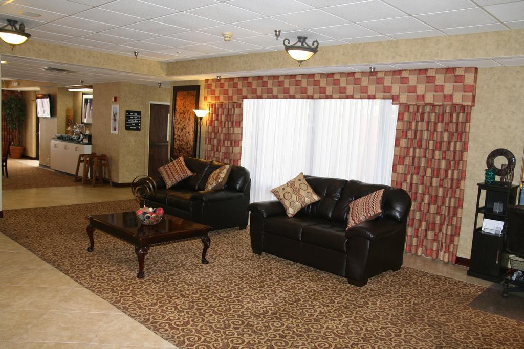 Rome Inn And Suites Zewnętrze zdjęcie